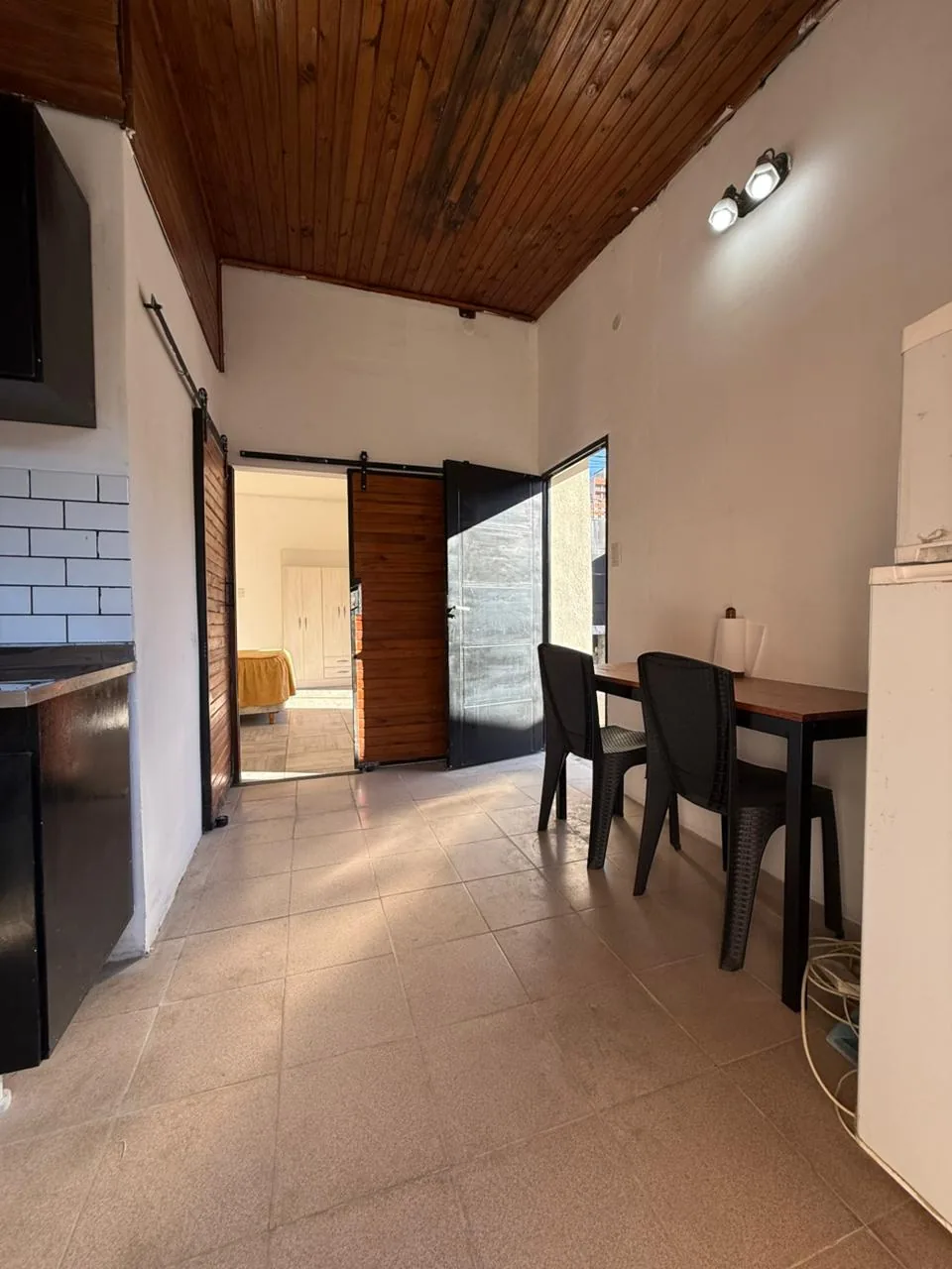 El comedor, con salida al patio