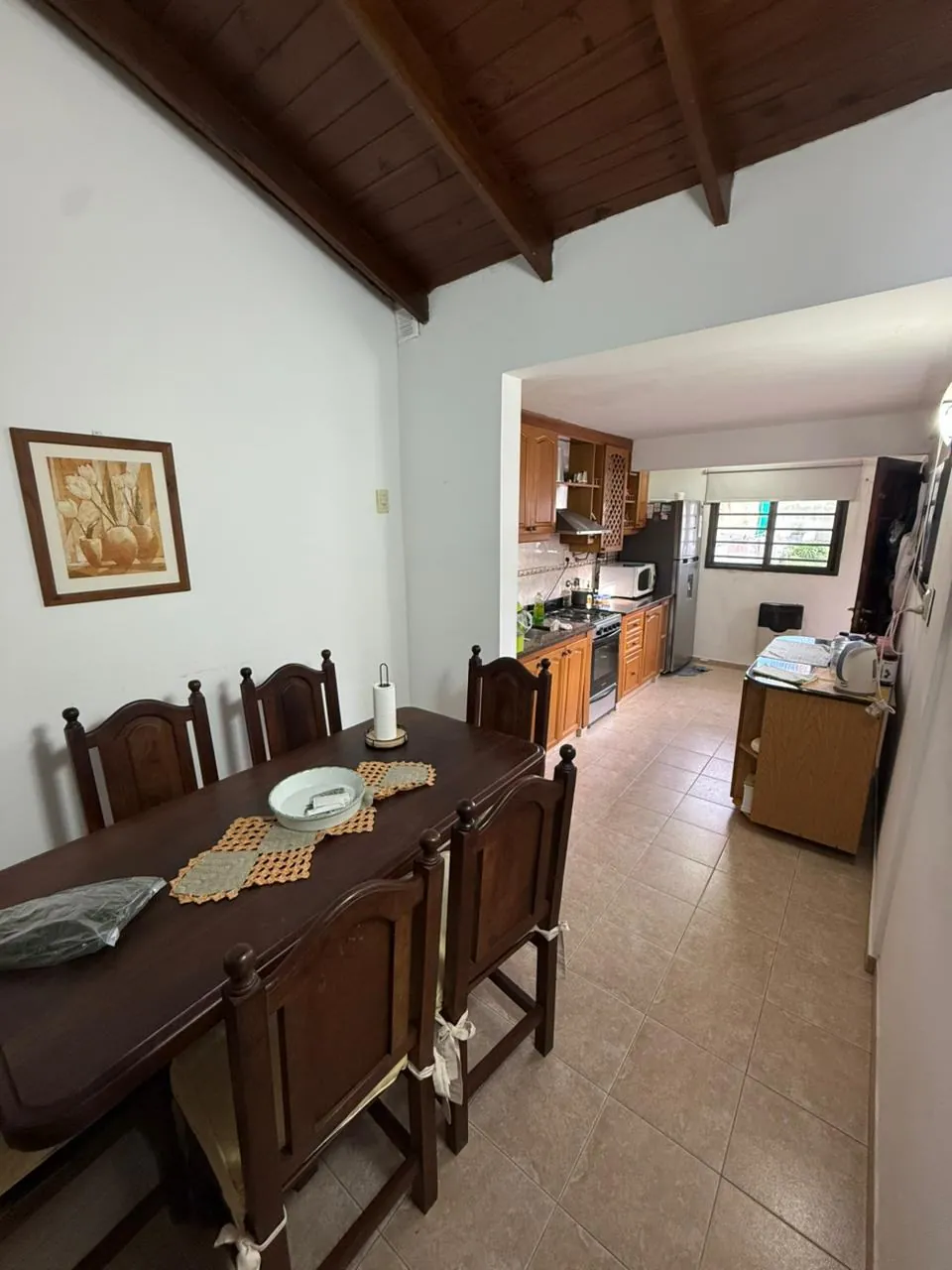 Espacio para el comedor diario, integrado a la cocina
